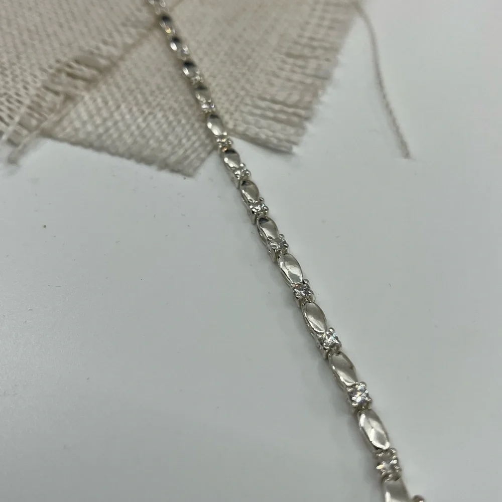 Vintage 7" Sterling Silver Marquise & Round Accent Bracelet - Picture 13 of 16